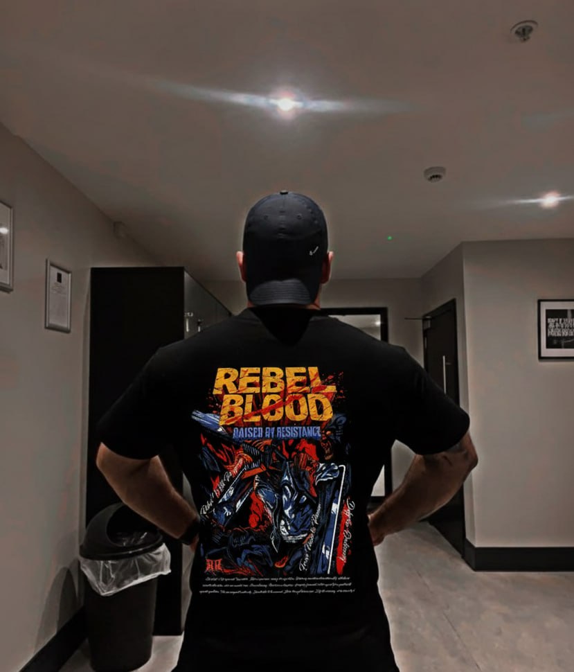 Chainsaw Man Gore T-Shirt photo review